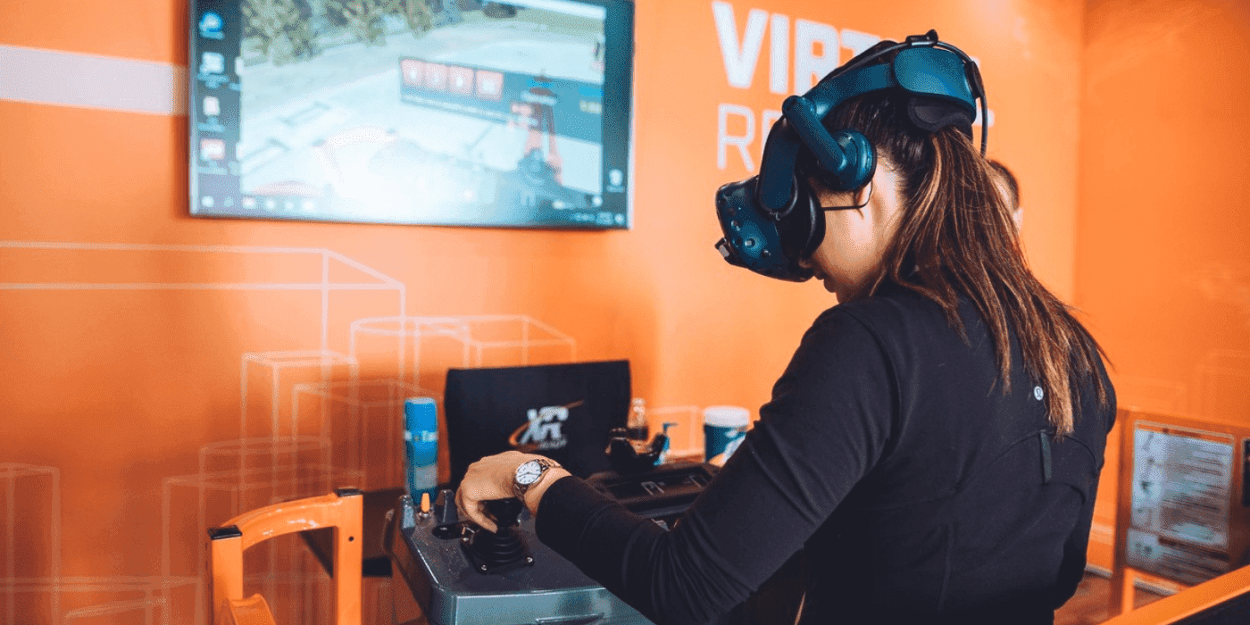JLG_Hero_1400x700-VR