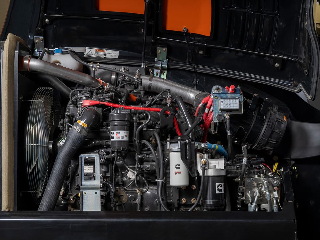 2733-engine-gallery