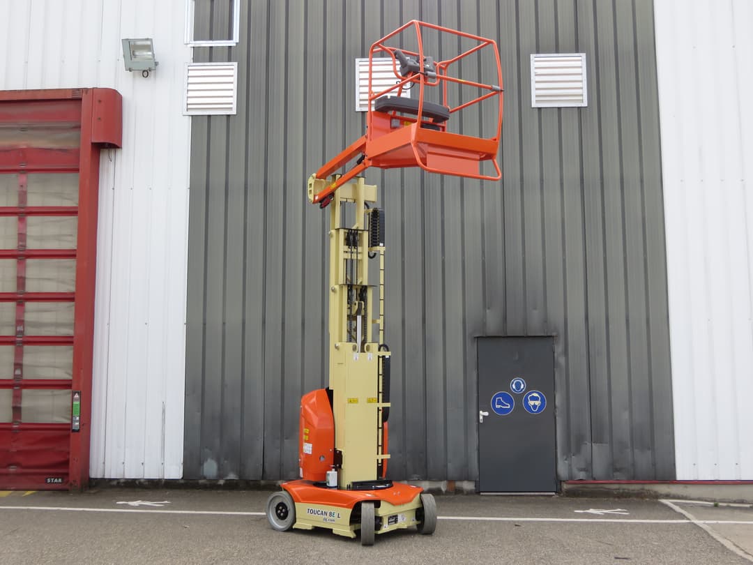 Toucan_8E-L-elevated1