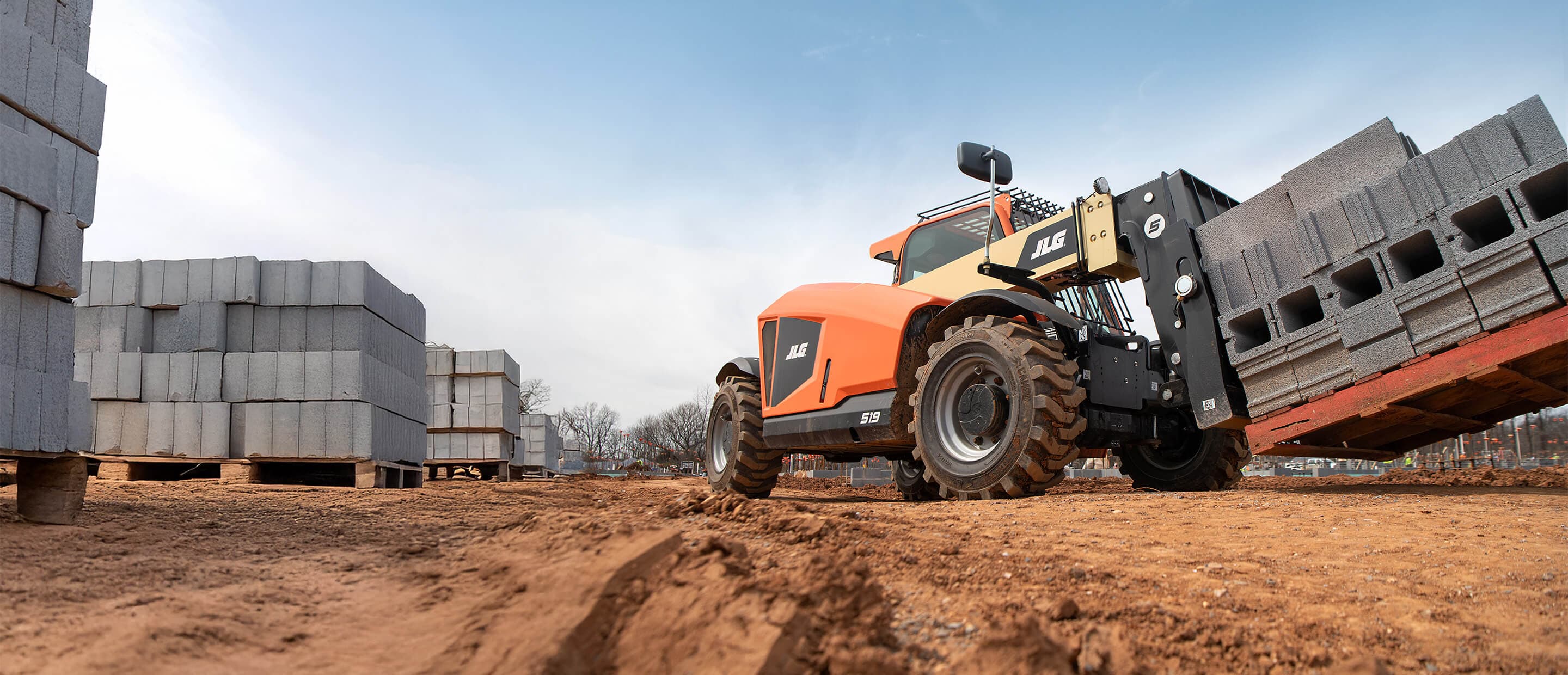 JLG 519 - Hero image 