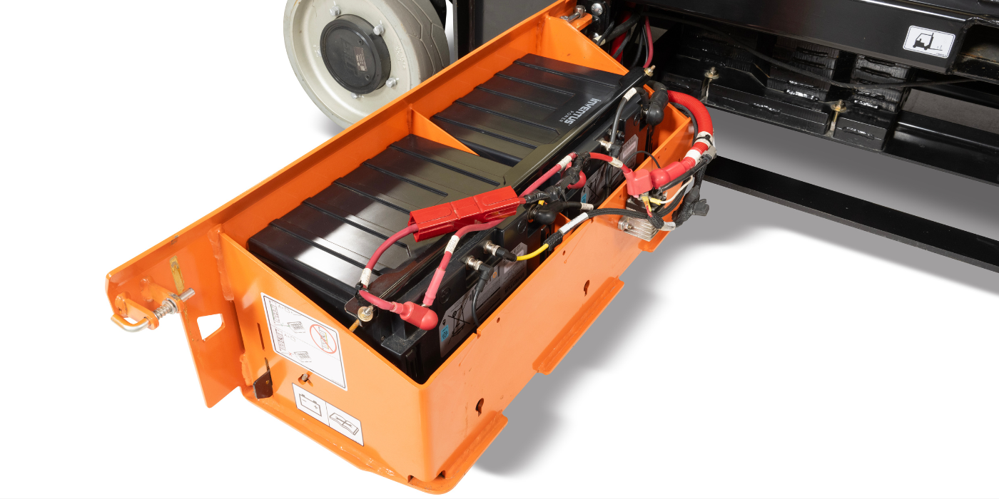 Lithium ion battery on JLG 4046 scissor lift